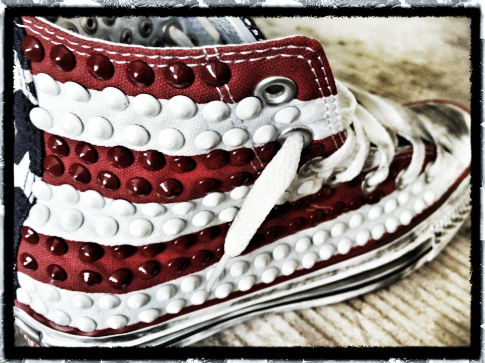 {keywor d} pochette converse